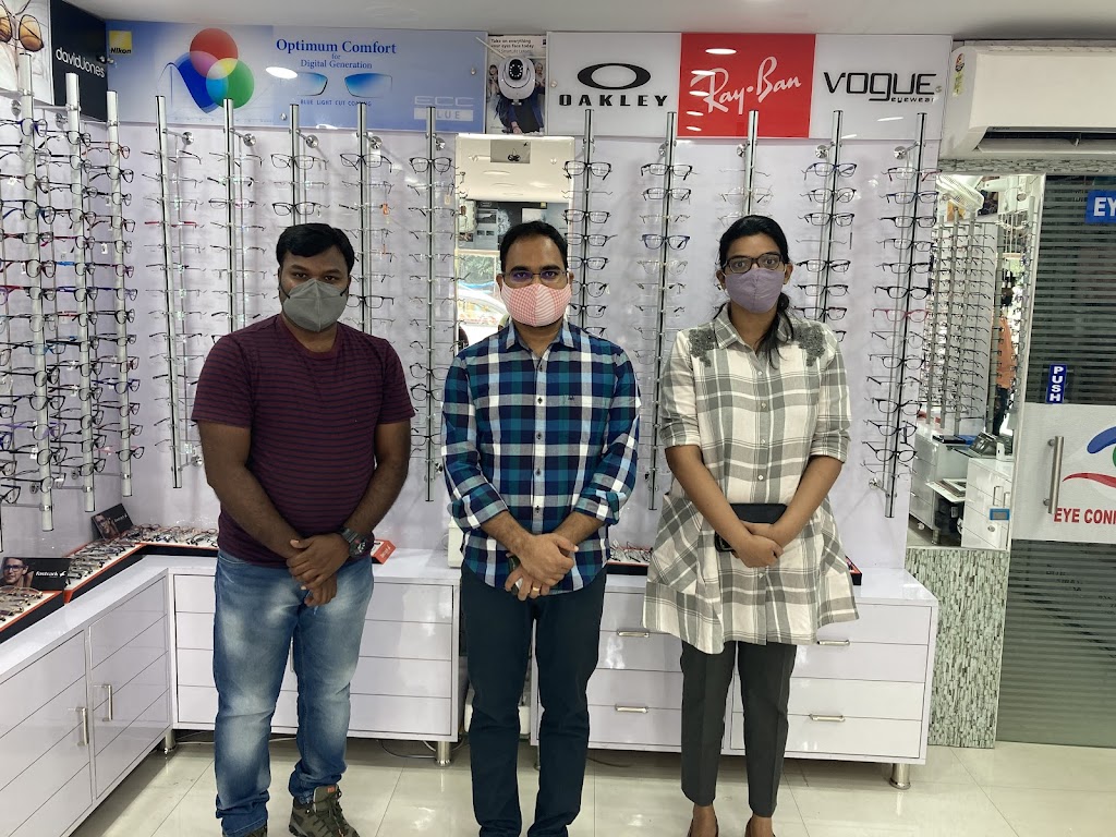 Eye Connect Optics