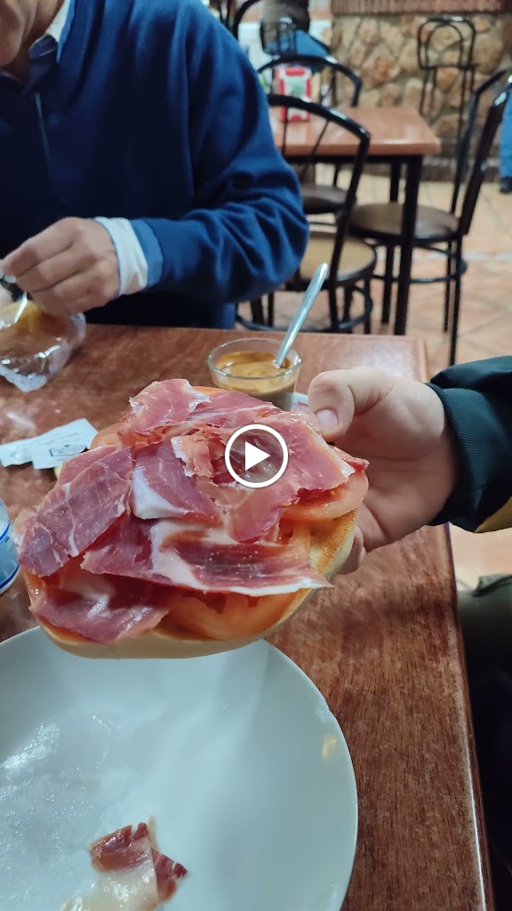 El Garrotal Restaurante — Videos