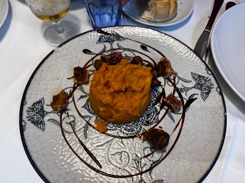 El Sol Sale Para Todos — Comida y bebida