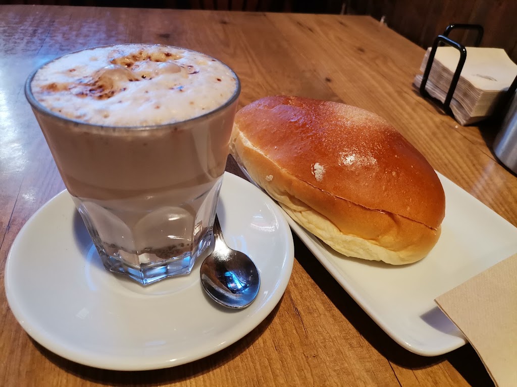 Brinas — Cafe
