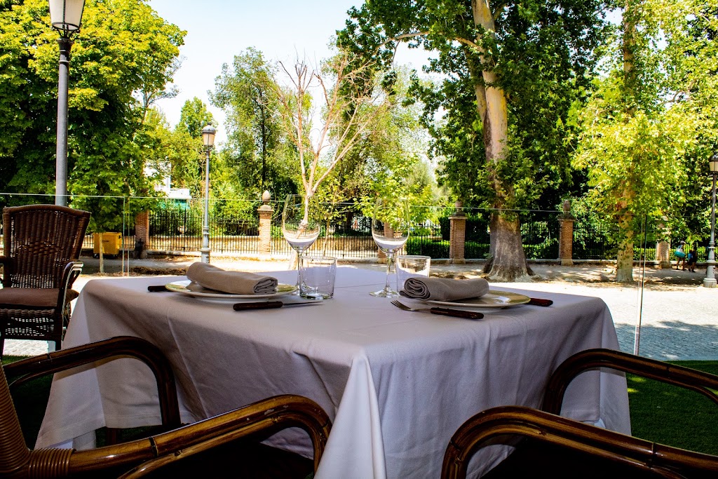 Restaurante El Corral de la Abuela — Ambiente
