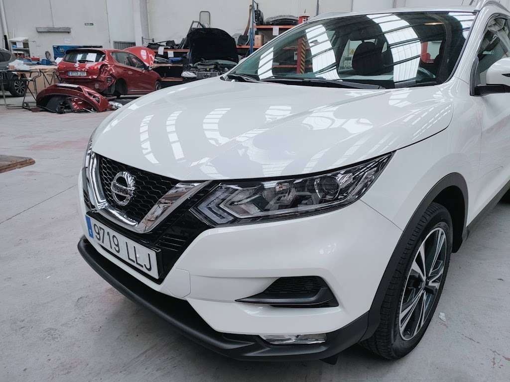 Nissan - Talleres Santiago Iglesias — Concesionario de automoviles
