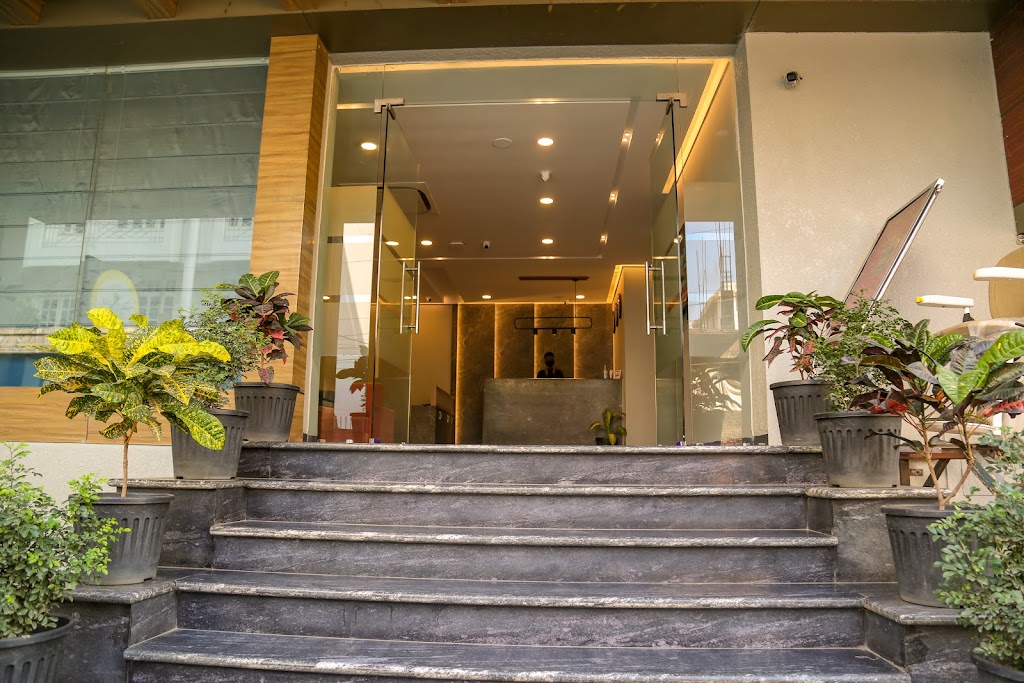 Four Leaf Hotel Sapphire Blue Varanasi