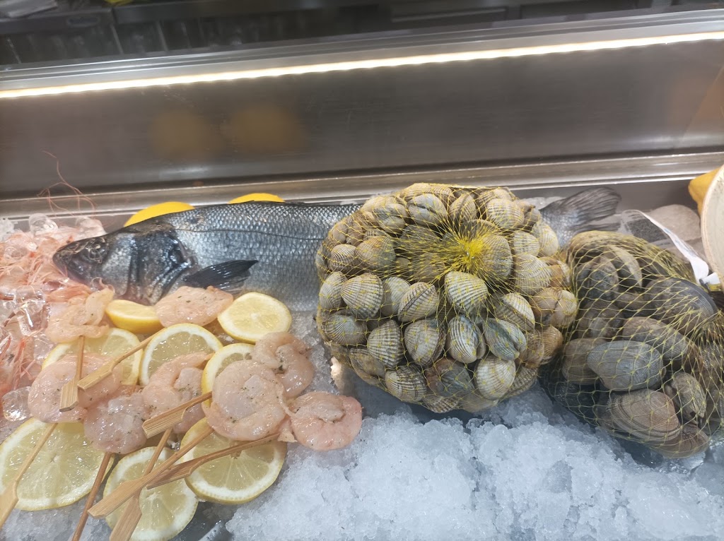 El Puente Bar Restaurante — Comida y bebida