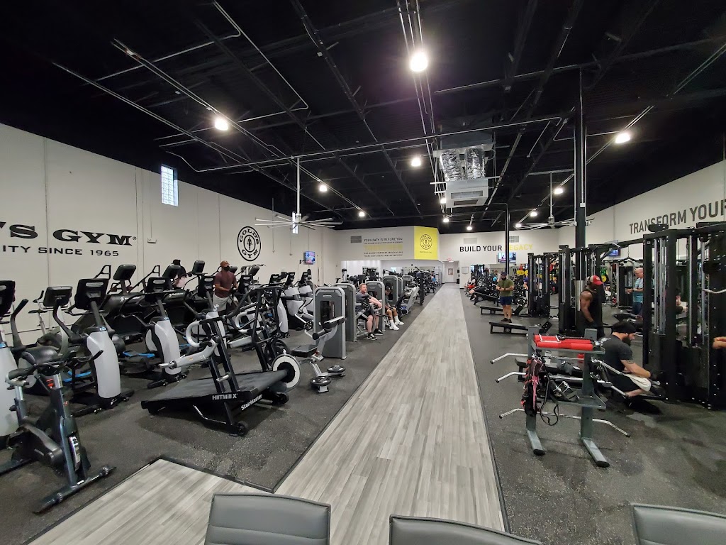  Gold's Gym Huntersville