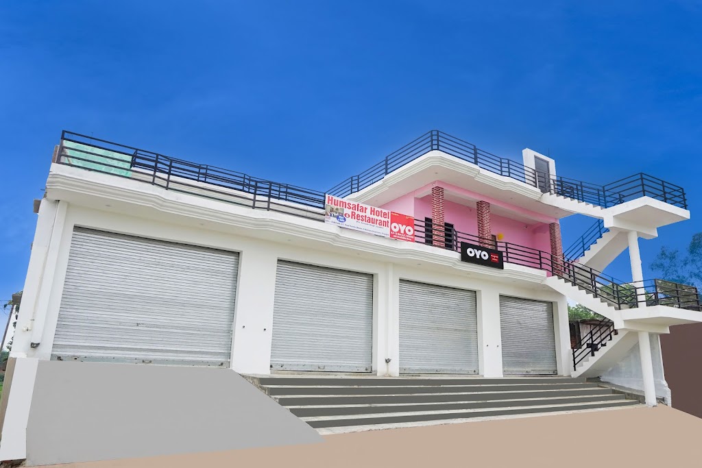 Oyo Humsafar Hotel Restaurant