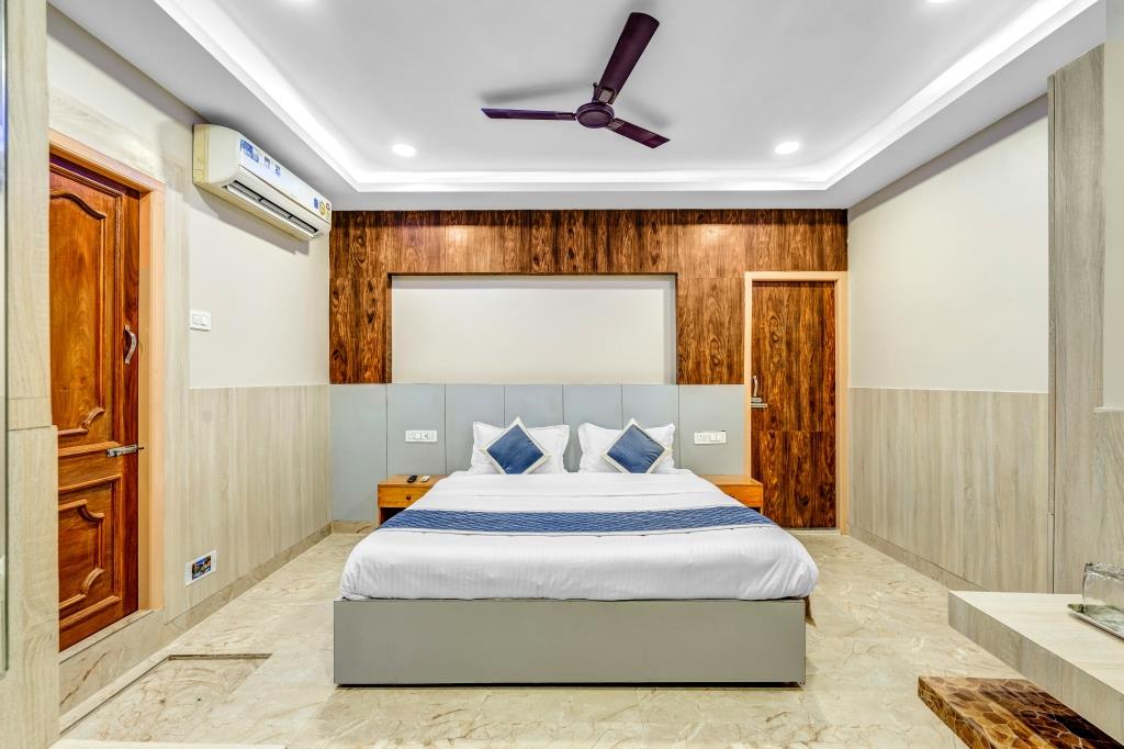 Wooden Park Hotel