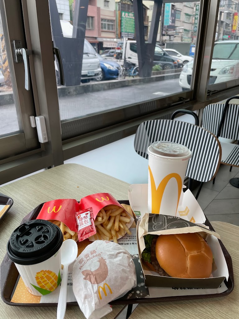麥當勞-屏東自由餐廳（設有得來速） 的照片