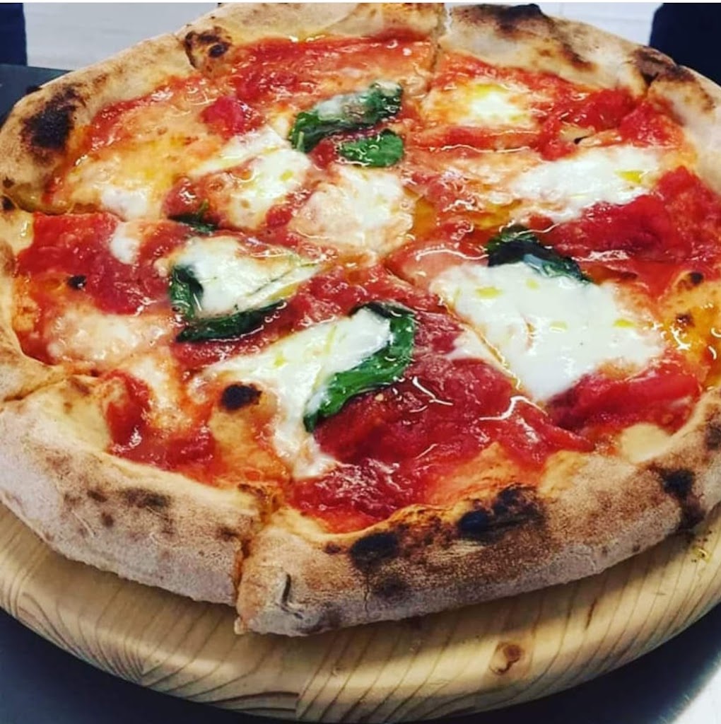 The Lazy Cow — Pizza