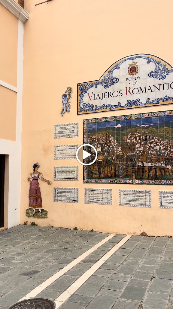 Mural de la Ronda a los Romanticos — Videos