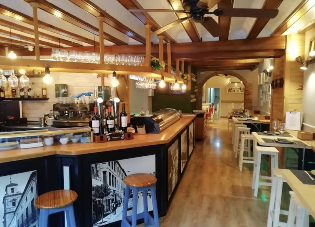 Restaurante La bodega ( Gastro bar)