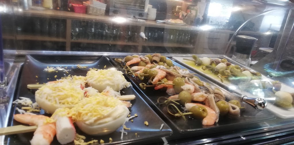 Cafeteria Tangente — Comida y bebida