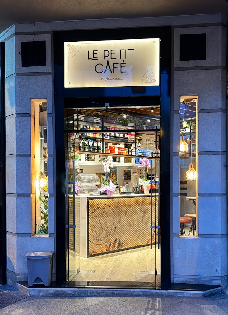 Le Petit Cafe de Micka
