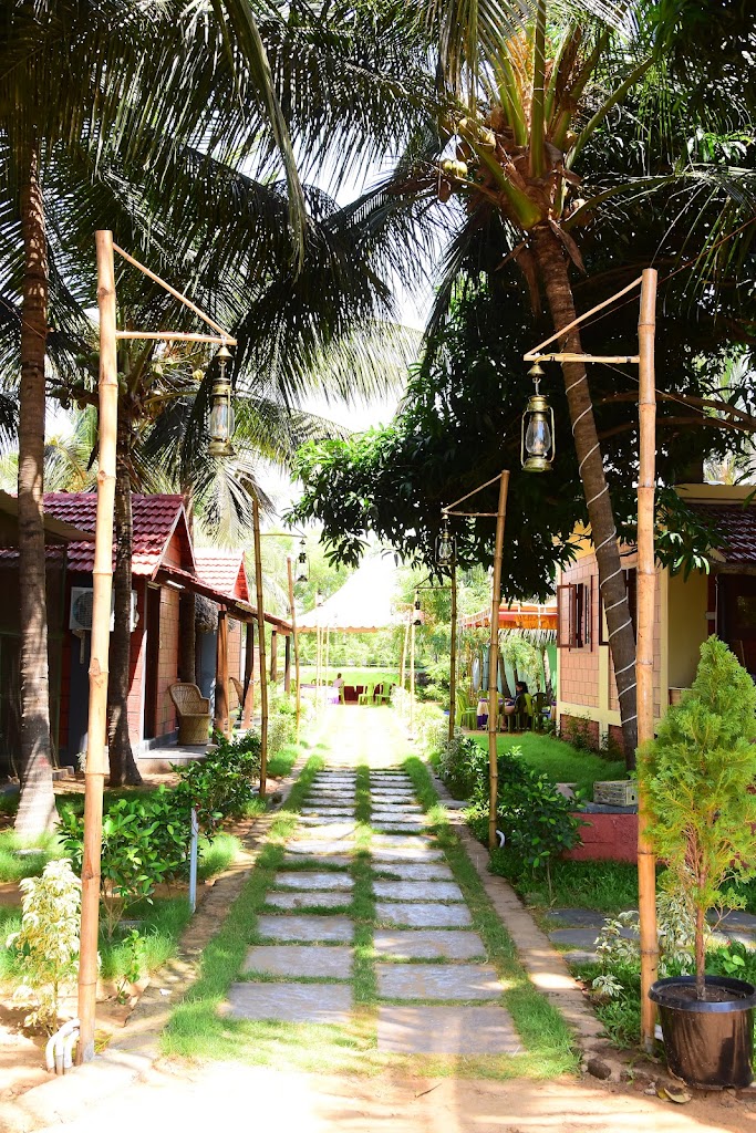 Redstone Beach Resort