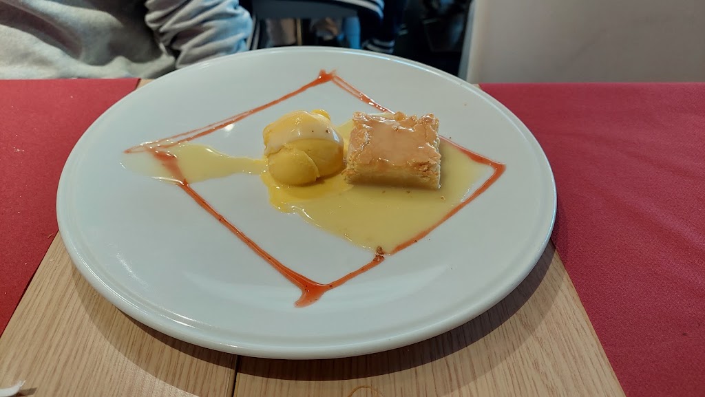 Lios Restaurant — Flan