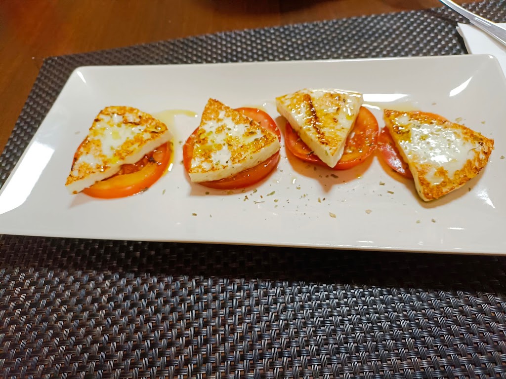 Restaurante Los Andaluces — Comida y bebida