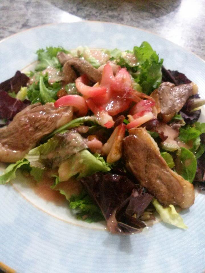 Restaurante Tot Bo. — Comida y bebida