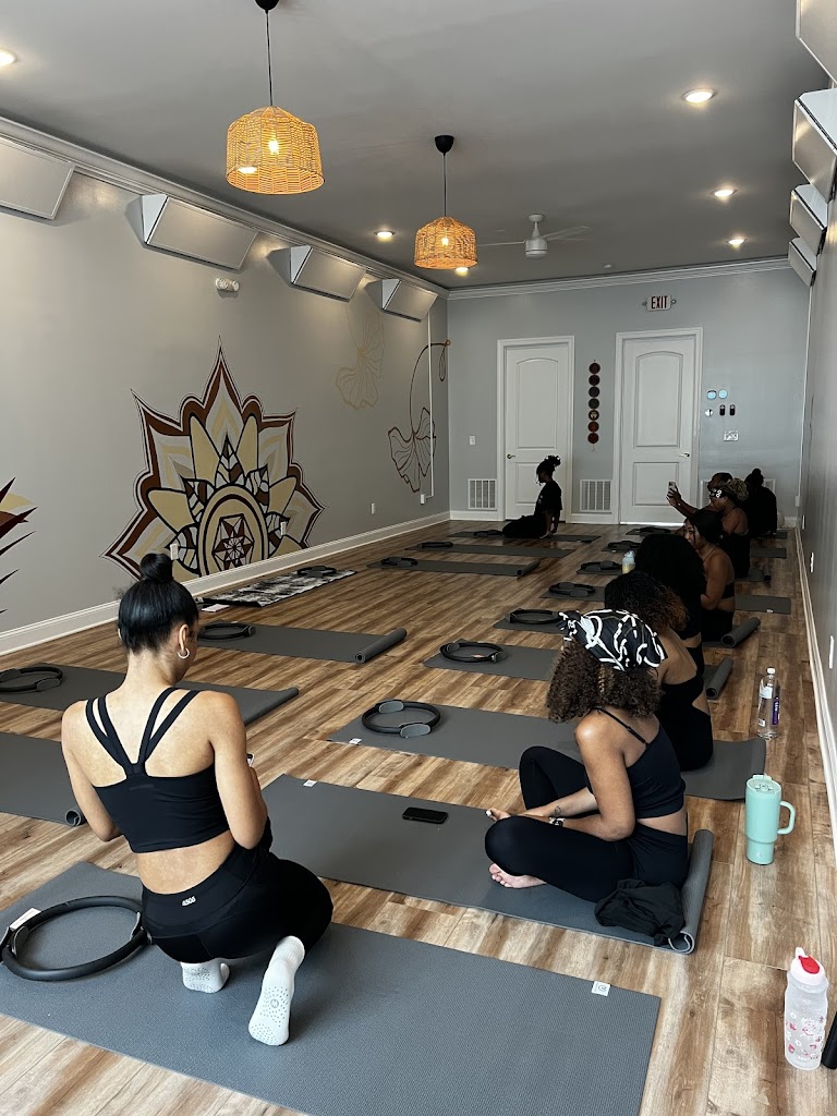  The Zen Lounge Yoga & Wellness