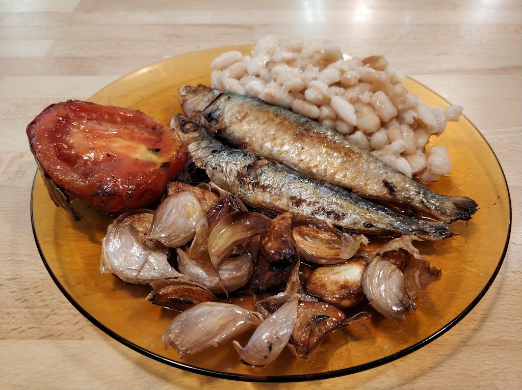La Manigua bar — Comida y bebida