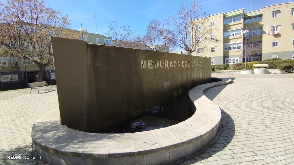 Monumento a Mejorada del Campo