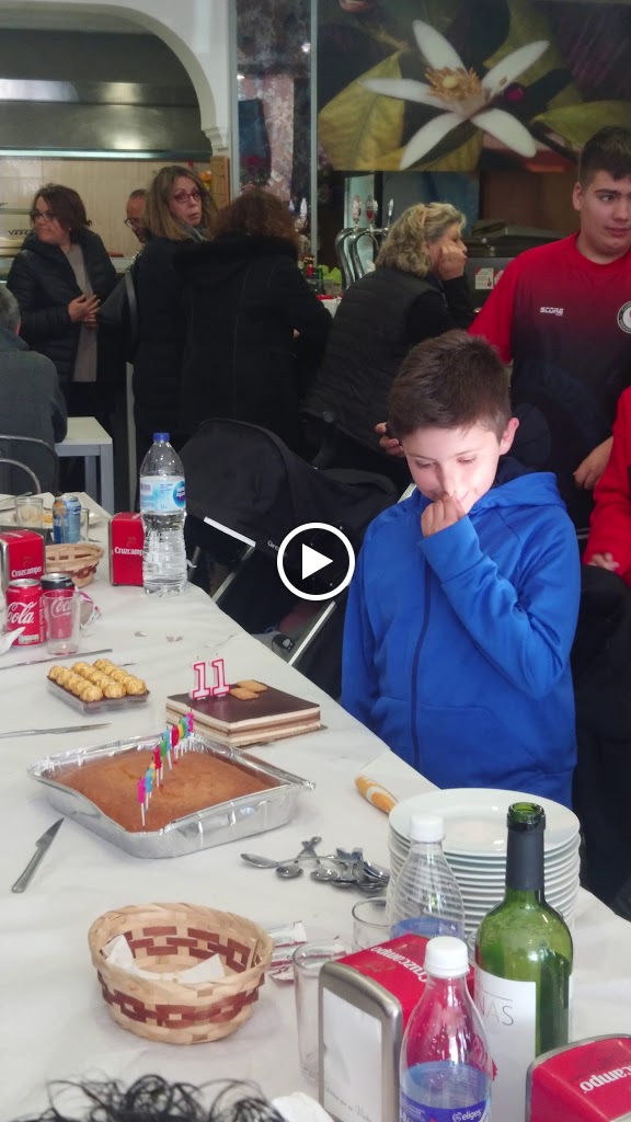 Cafeteria Mavi's — Videos