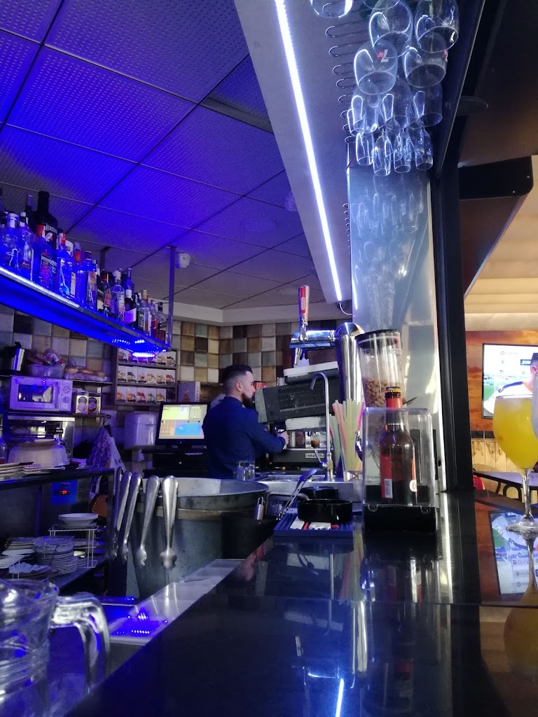Restaurante Bar Ama — Ambiente