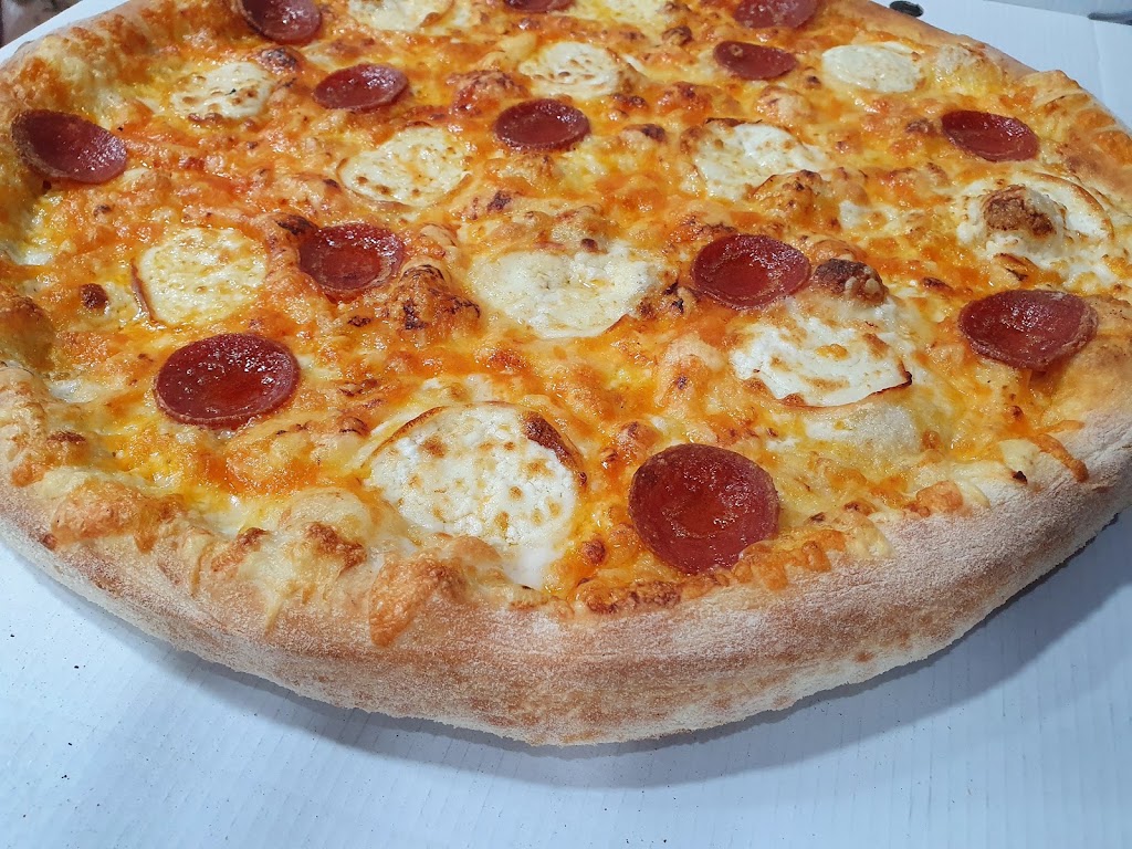 Summum Pizza — Comida y bebida