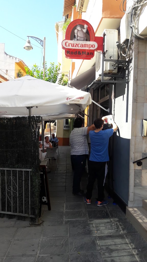 Cafe Bar Rod&Man — Ambiente