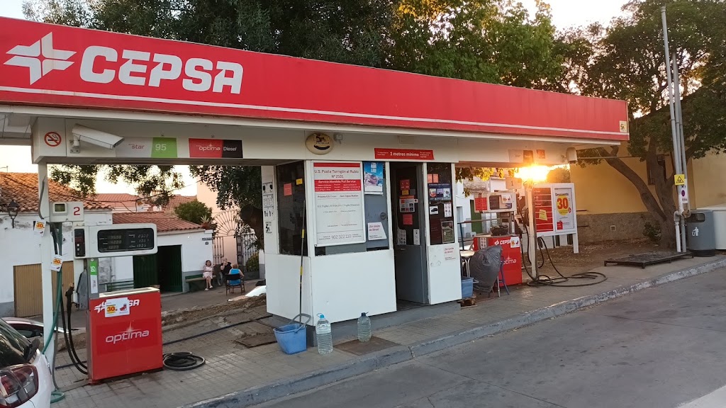 Estacion de servicio Cepsa — Exterior