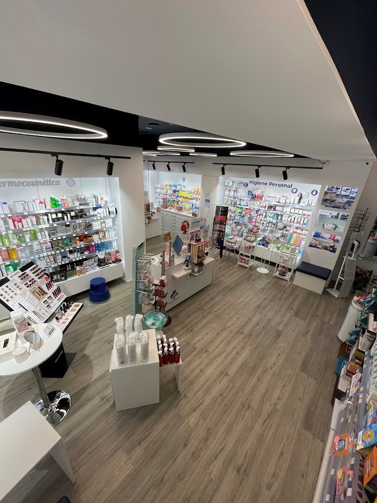 Farmacia Montserrat Renau — Del propietario