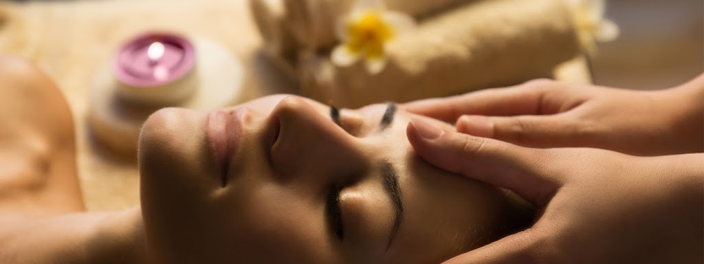 Looks Amaze Best For Makeup Facial Bridal Makeup Waxing Home Service