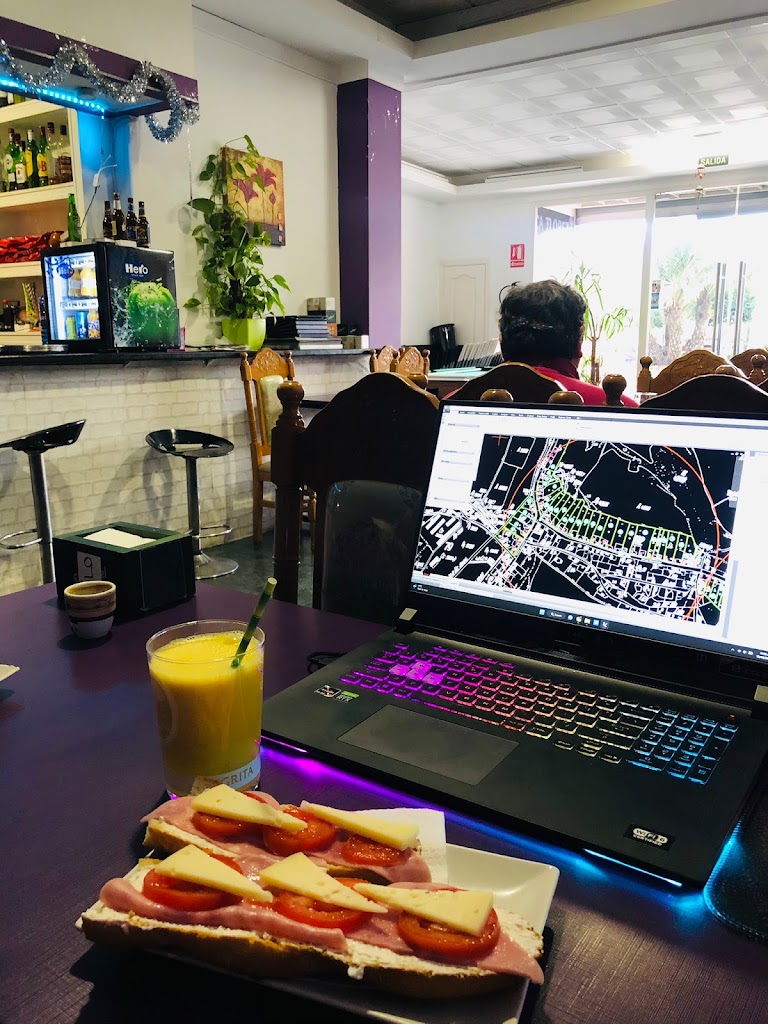 Bar Ca Floret — Comida y bebida
