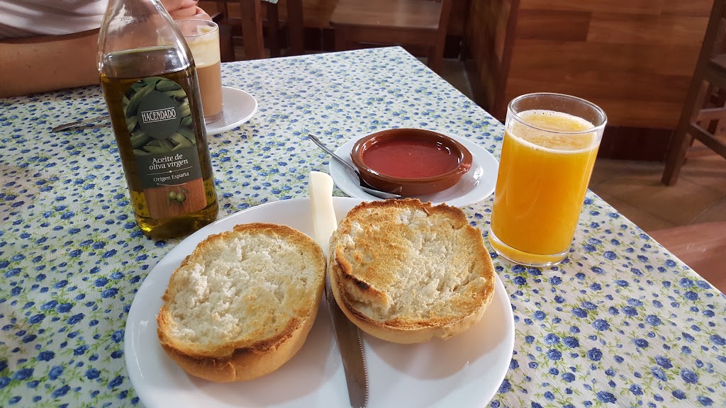 Cafe - Bar Perez - Gil — Comida y bebida
