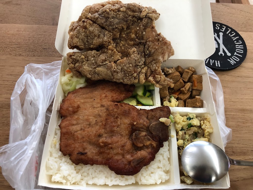 小劉排骨飯專賣店 的照片