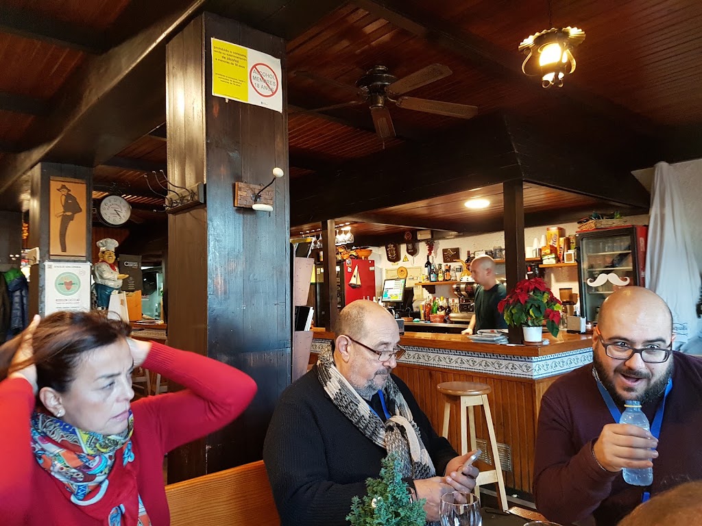 Bodegon Castelao — Ambiente