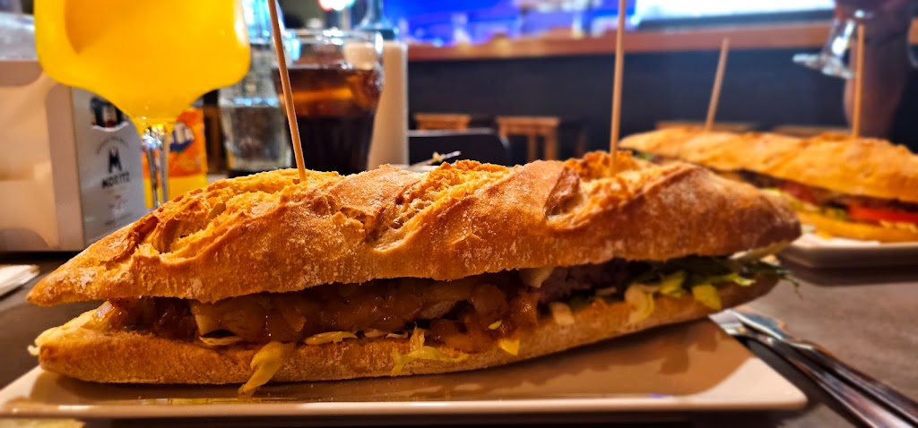 Cal Calisso — Comida y bebida