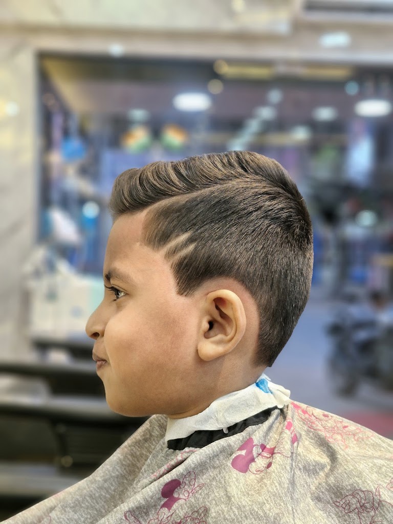 Trimmer Studio Salon Madipakkam