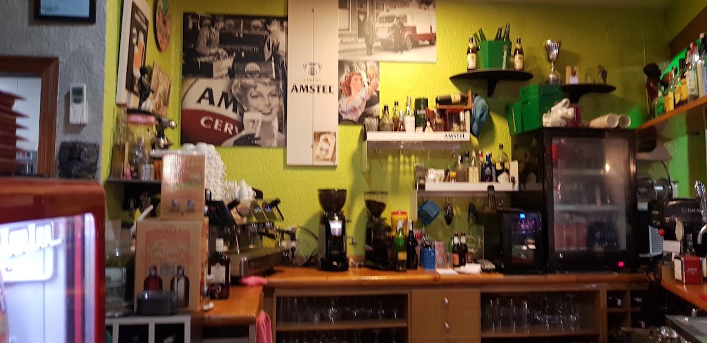 Bar Blancoynegro — Ambiente