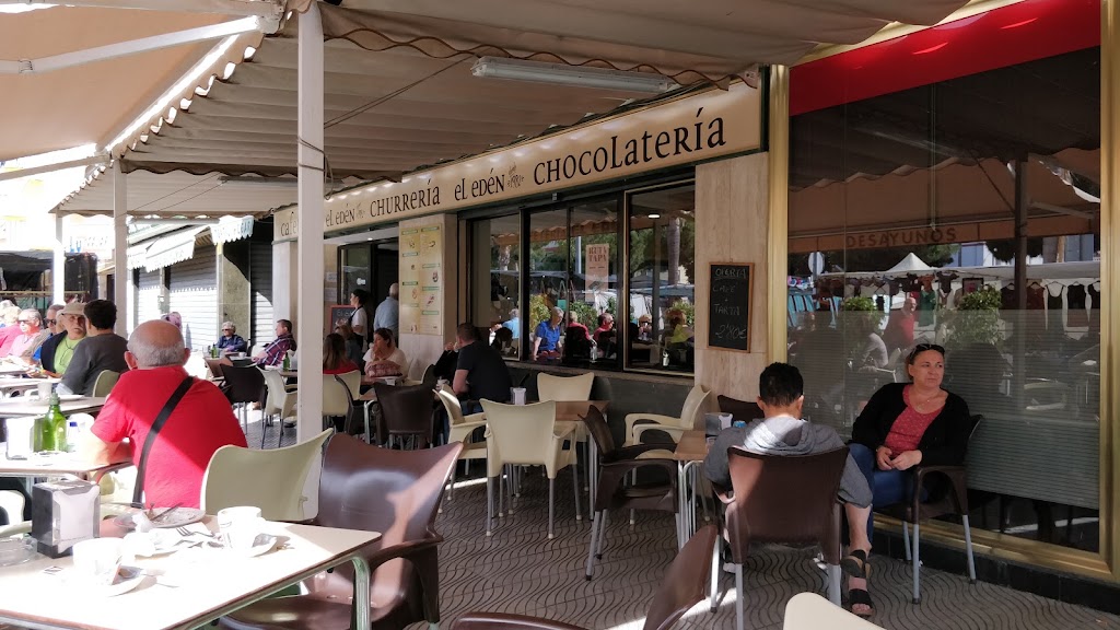 Cafeteria el Eden — Ambiente