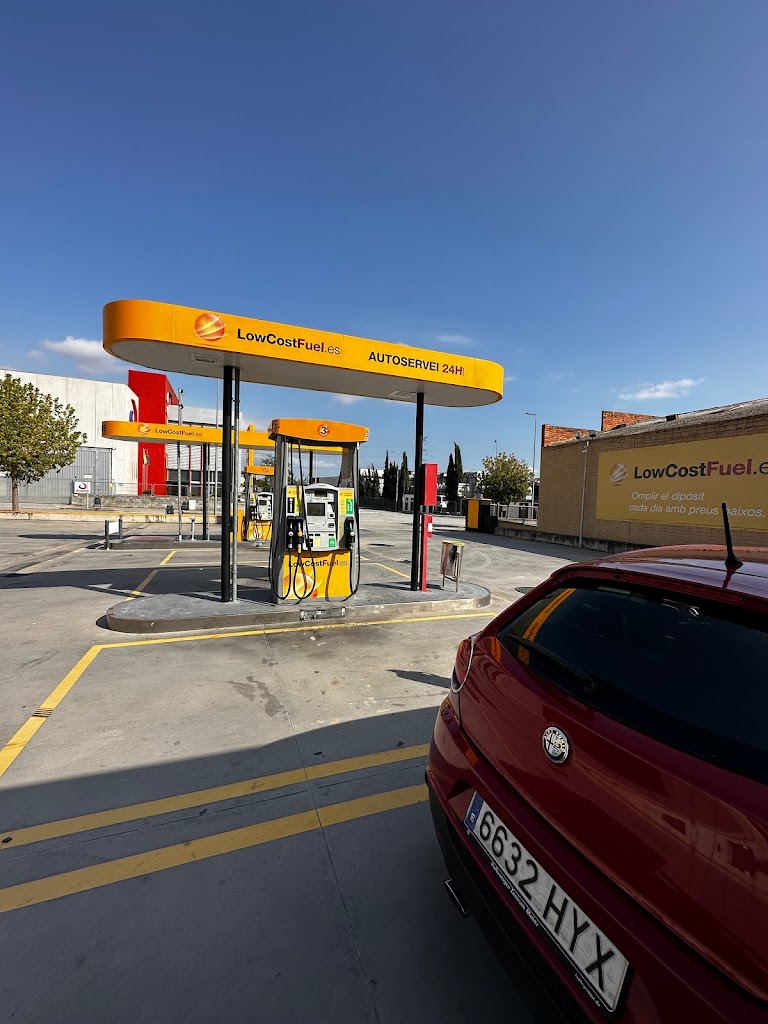 LOWCOSTFUEL.ES santa perpetua de la mogoda — Estacion de servicio