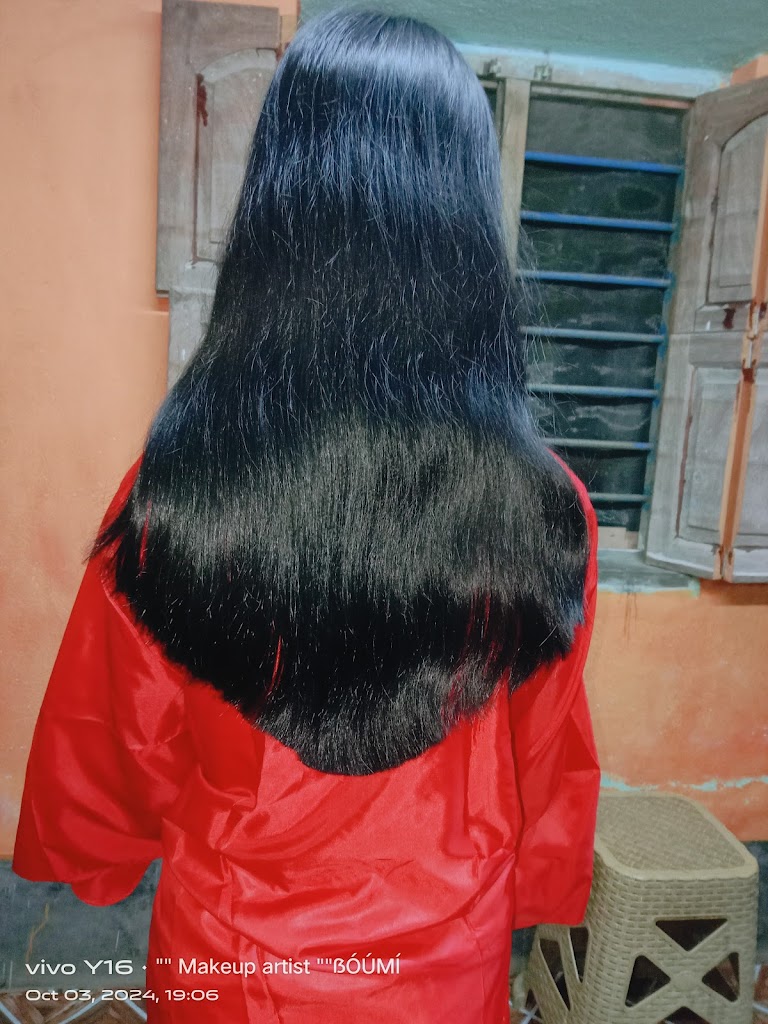 Soumi Ladies Beauty Parlour Bridal Makeover