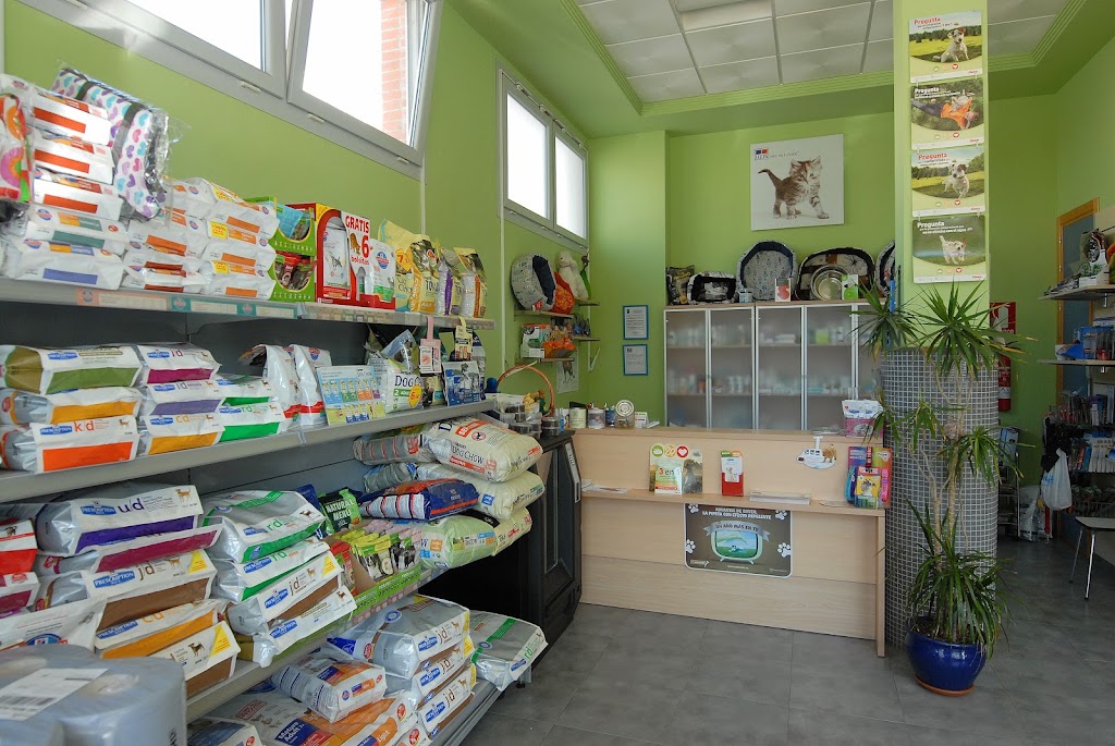 Clinica Veterinaria Axarquia — Del propietario