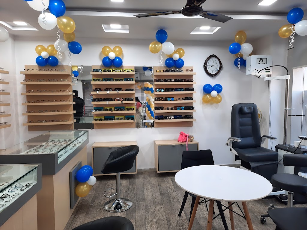 Disha Optical And Cinic