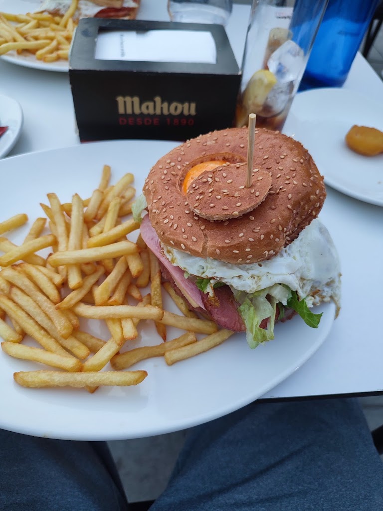 Digadi — Hamburguesa