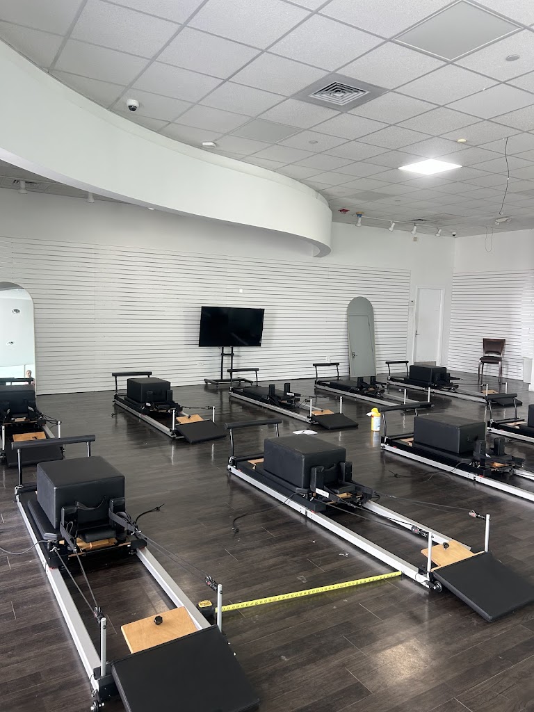  FLX move Pilates Experience Studio