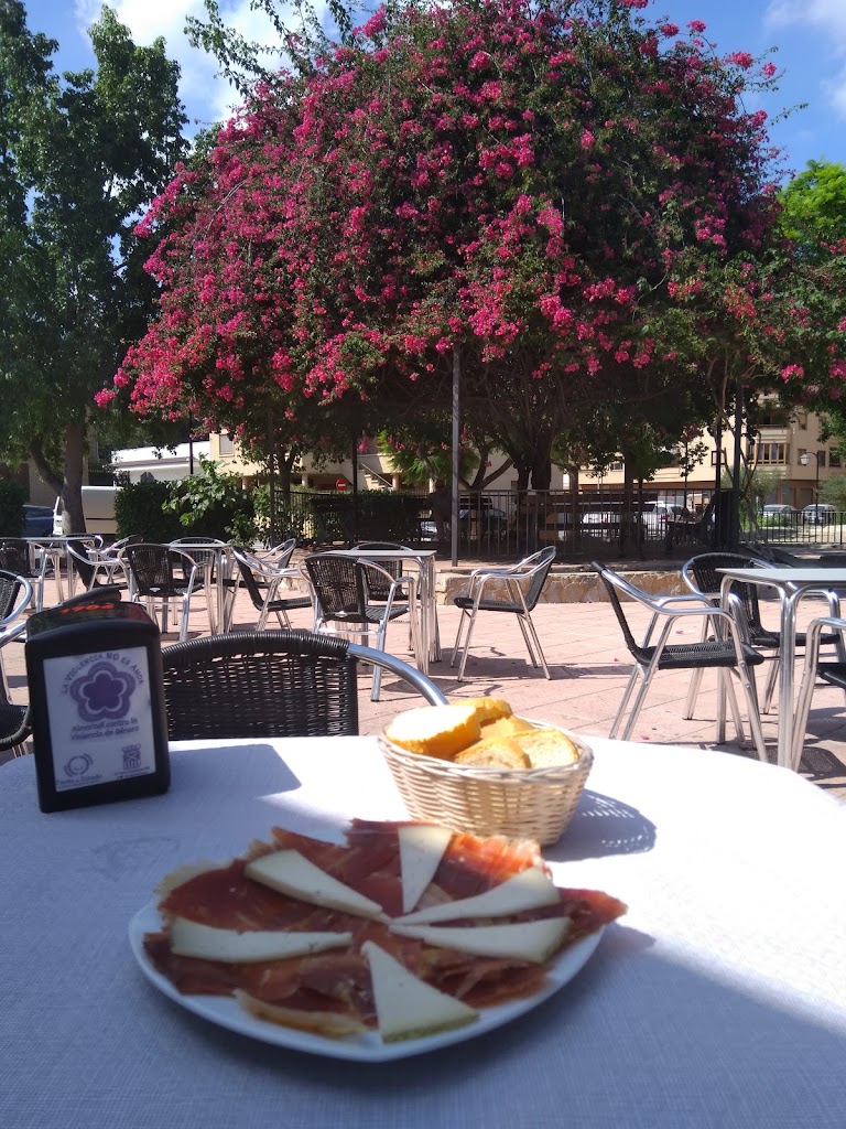 Bar Parque Naturaleza — Comida y bebida