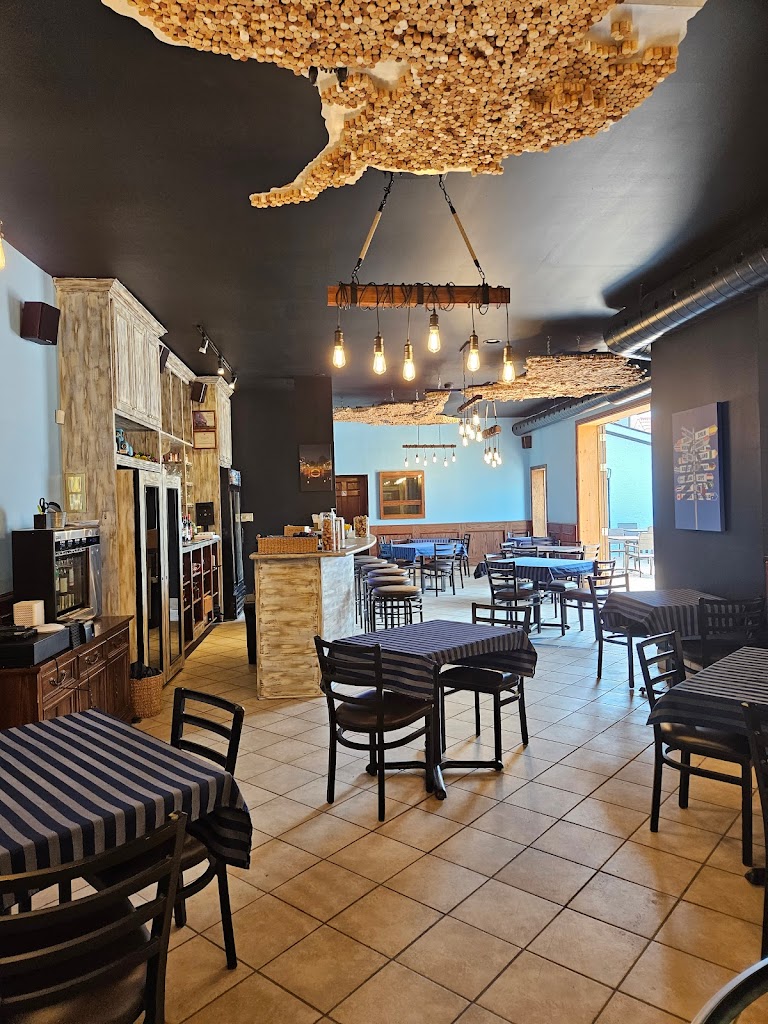 Explorers Bistro in Midland