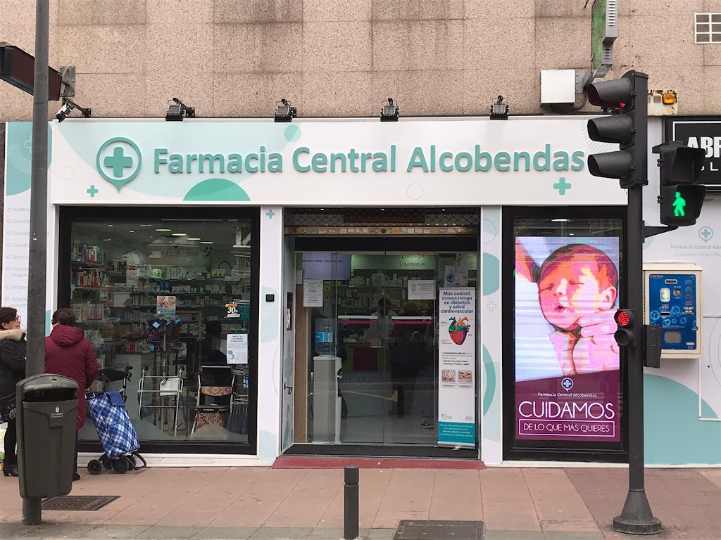 Farmacia Central Alcobendas. Farmacia 12 horas Alcobendas. Medicina natural. Formulacion Magistral. SPD gratuito