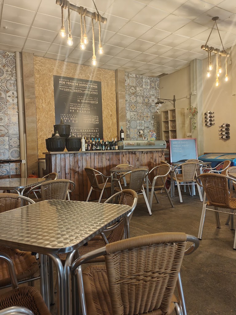 Bar Victoria & Tapas — Ambiente