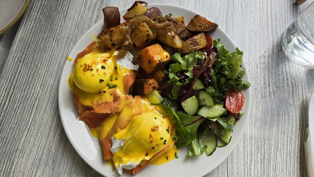 Eggs Benedict